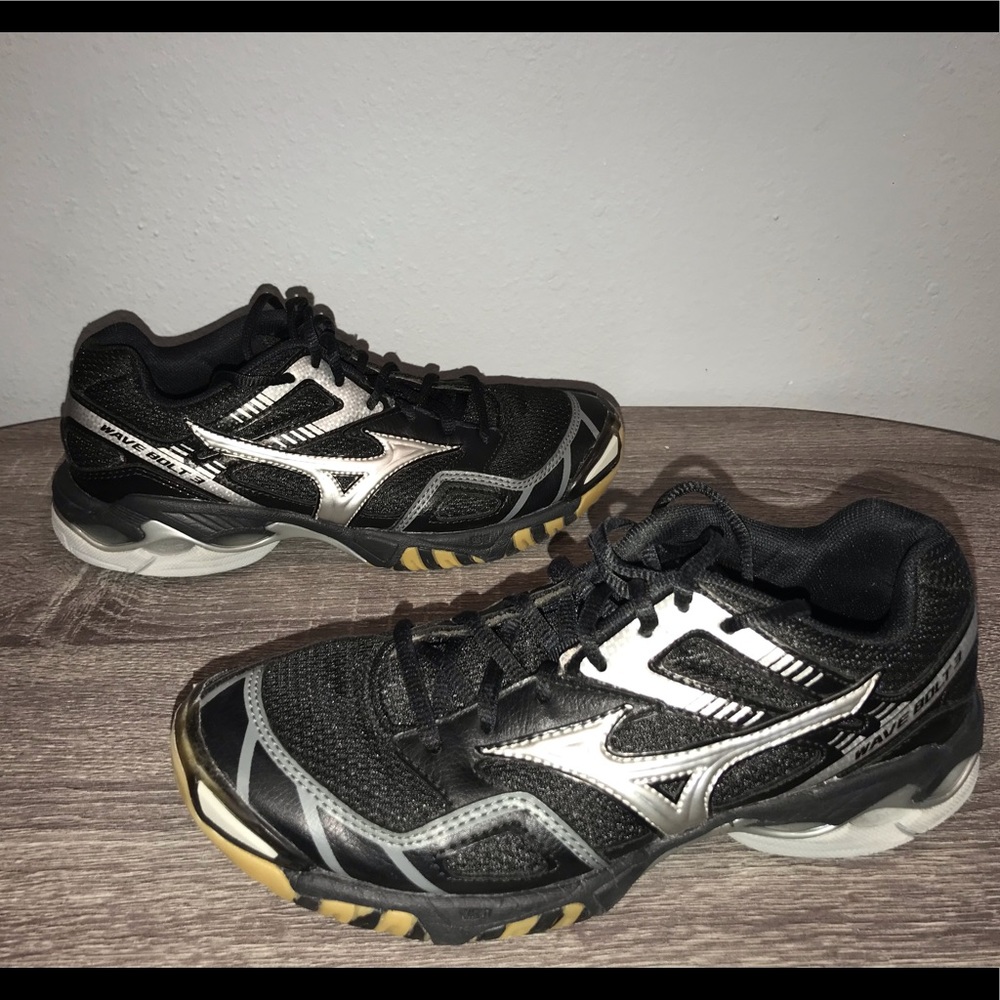 Mizuno Wave Bolt 3 : Indoor Volleyball Shoes
